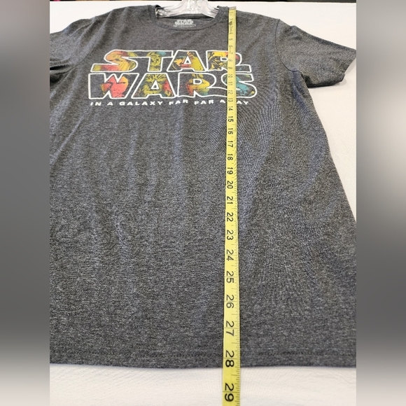 Fifth Sun Men's Heather Gray Star Wars T-Shirt Galaxy Far Far Away Text, sz MD - Picture 6 of 8